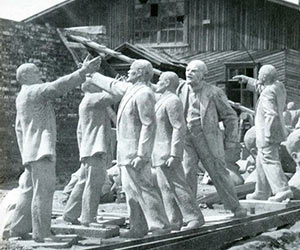 Lenin statues